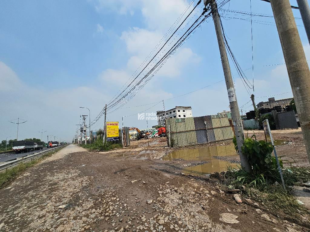 ĐẤT GÓC 2 MẶT TIỀN VÕ TRẦN CHÍ 2.834M2 15 TỶ ĐƯỜNG LÊN CAO TỐC THU 45TR/THÁNG