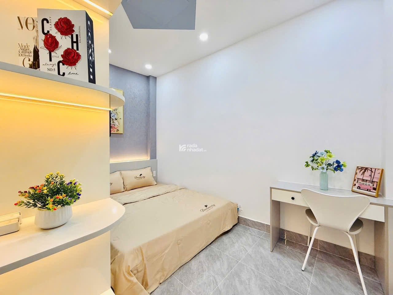 Nhà đẹp Quận 10, hẻm xe hơi 5m, DT 56m2, 3PN, gần Big C Trường Sơn, giá 5.8 tỷ. SHR