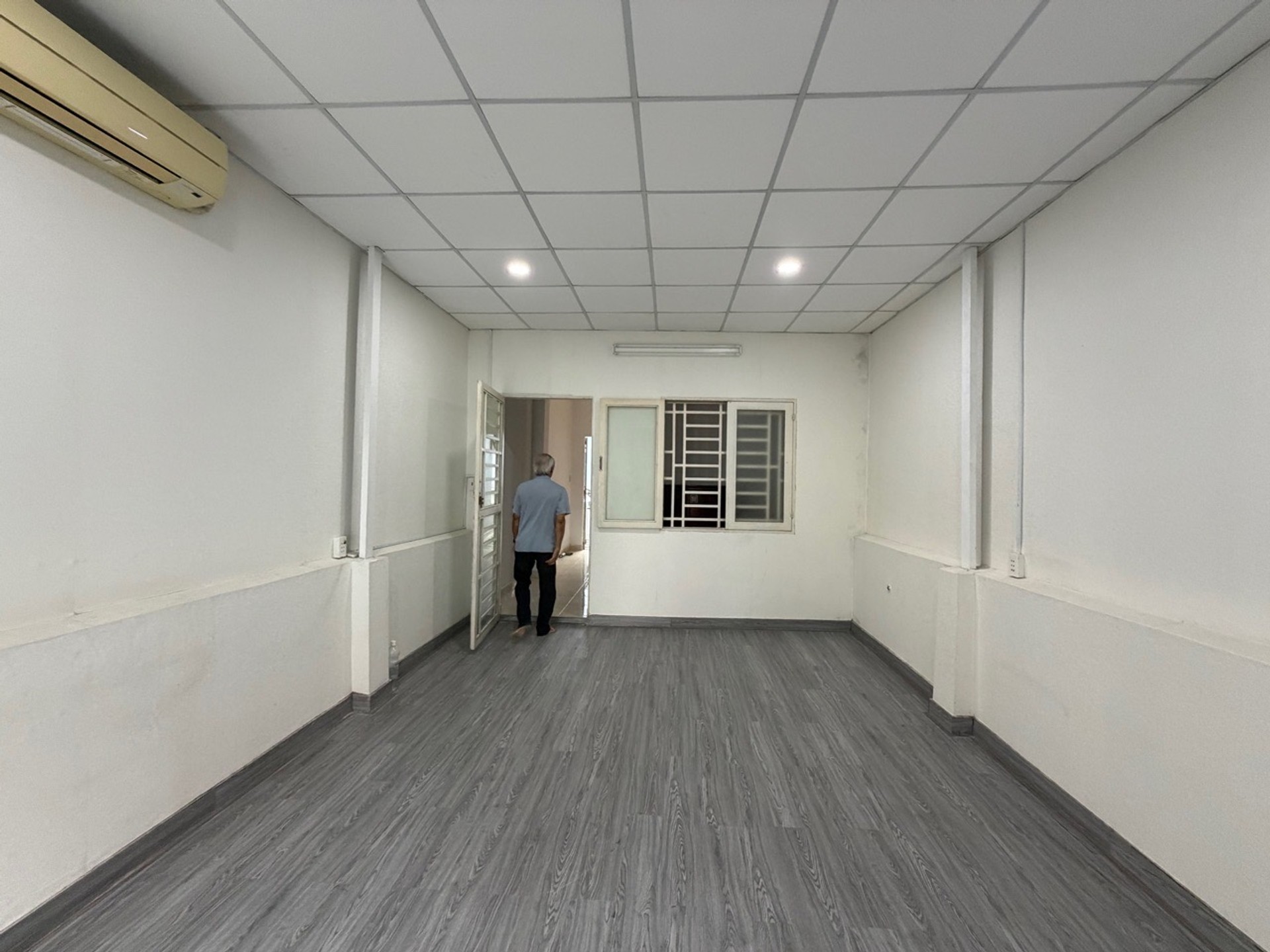 MTKD khu VIP Bàu Cát - Có vỉa hè, 64m2, 3 tầng, Vừa ở vừa KD, 12.5 tỷ TL