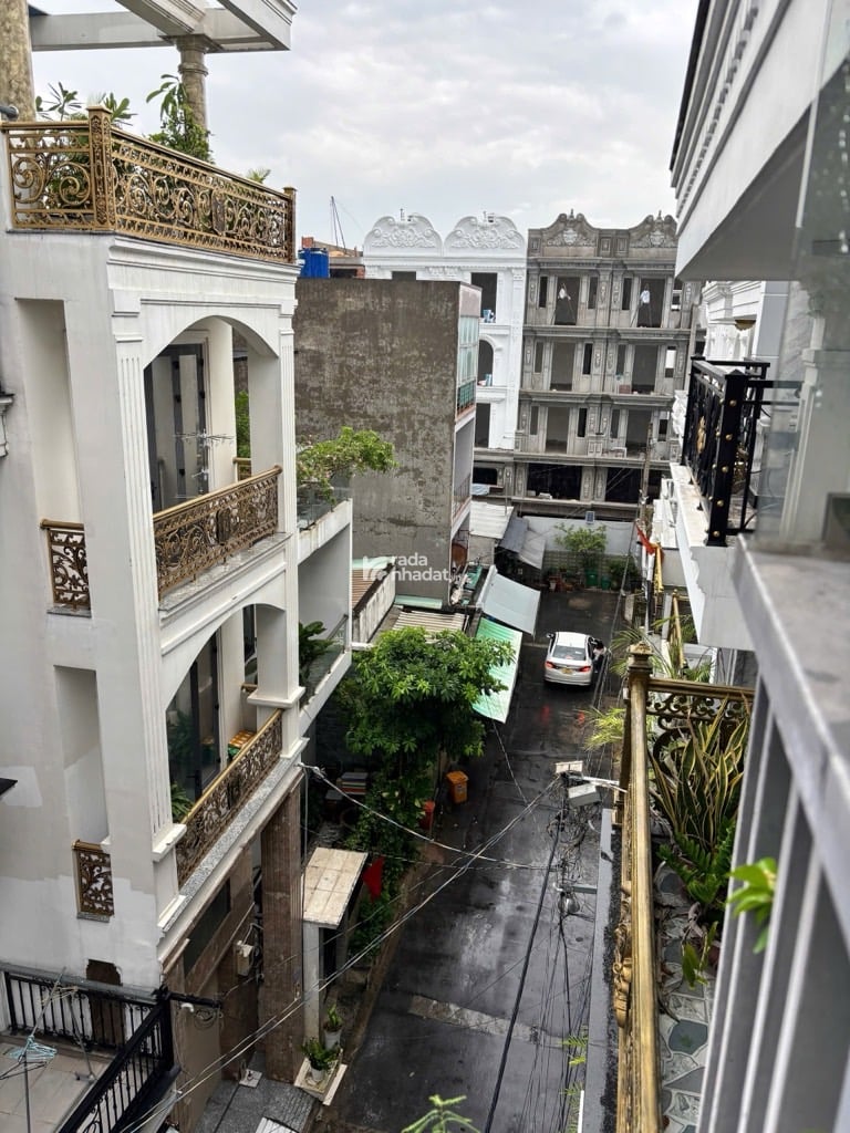 HƯƠNG LỘ 2 -HẺM NHỰA 6M - KHU PHÂN LÔ ĐỒNG BỘ CAO CẤP - XE HƠI NGỦ TRONG NHÀ