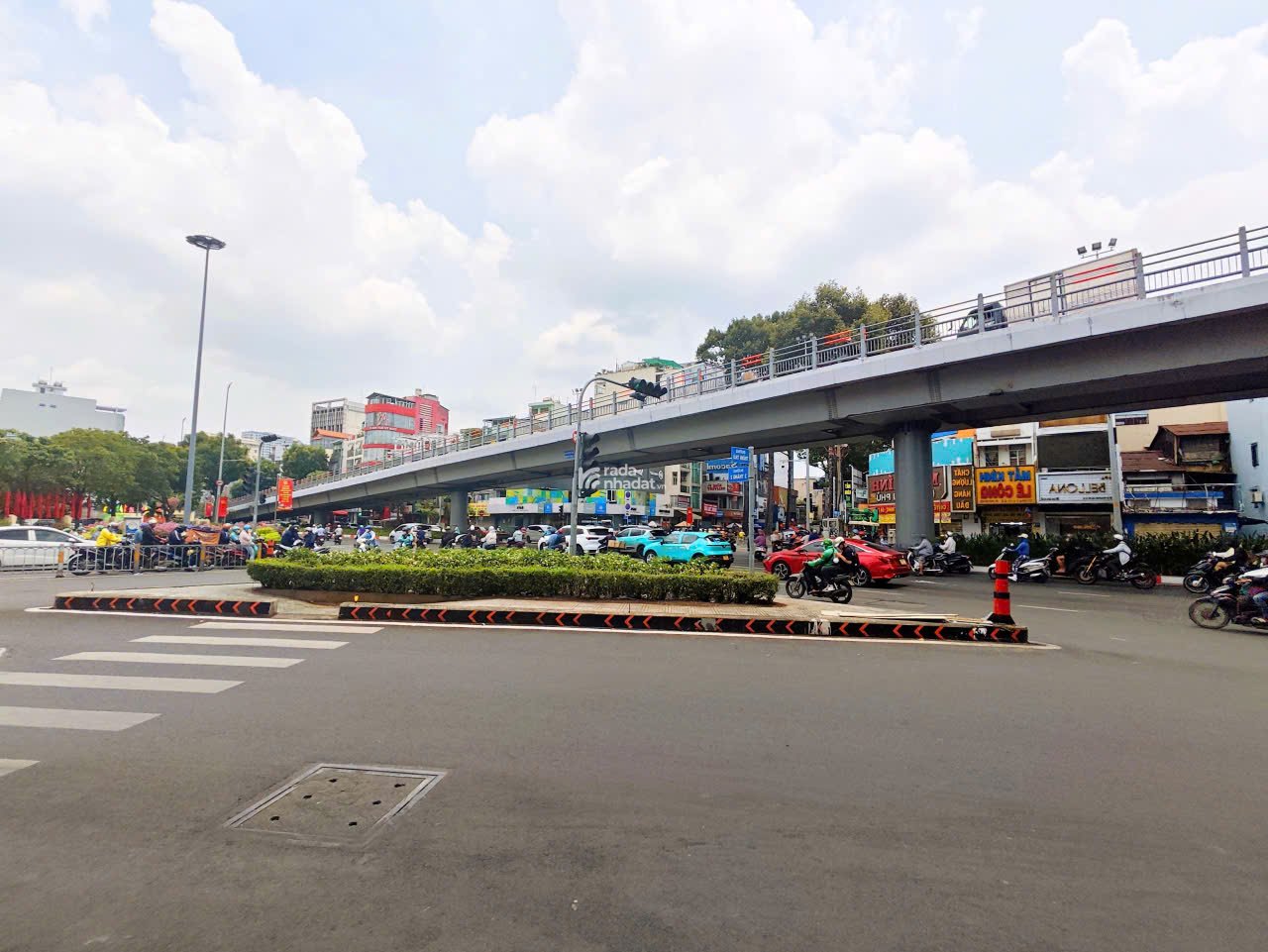 CHỦ KẸT TIỀN BÁN NHÀ THÀNH THÁI, 62M2, NỞ HẬU 8M, SÁT MẶT TIỀN, 3 TẦNG, GẦN TRƯỜNG HỌC, SIÊU THỊ