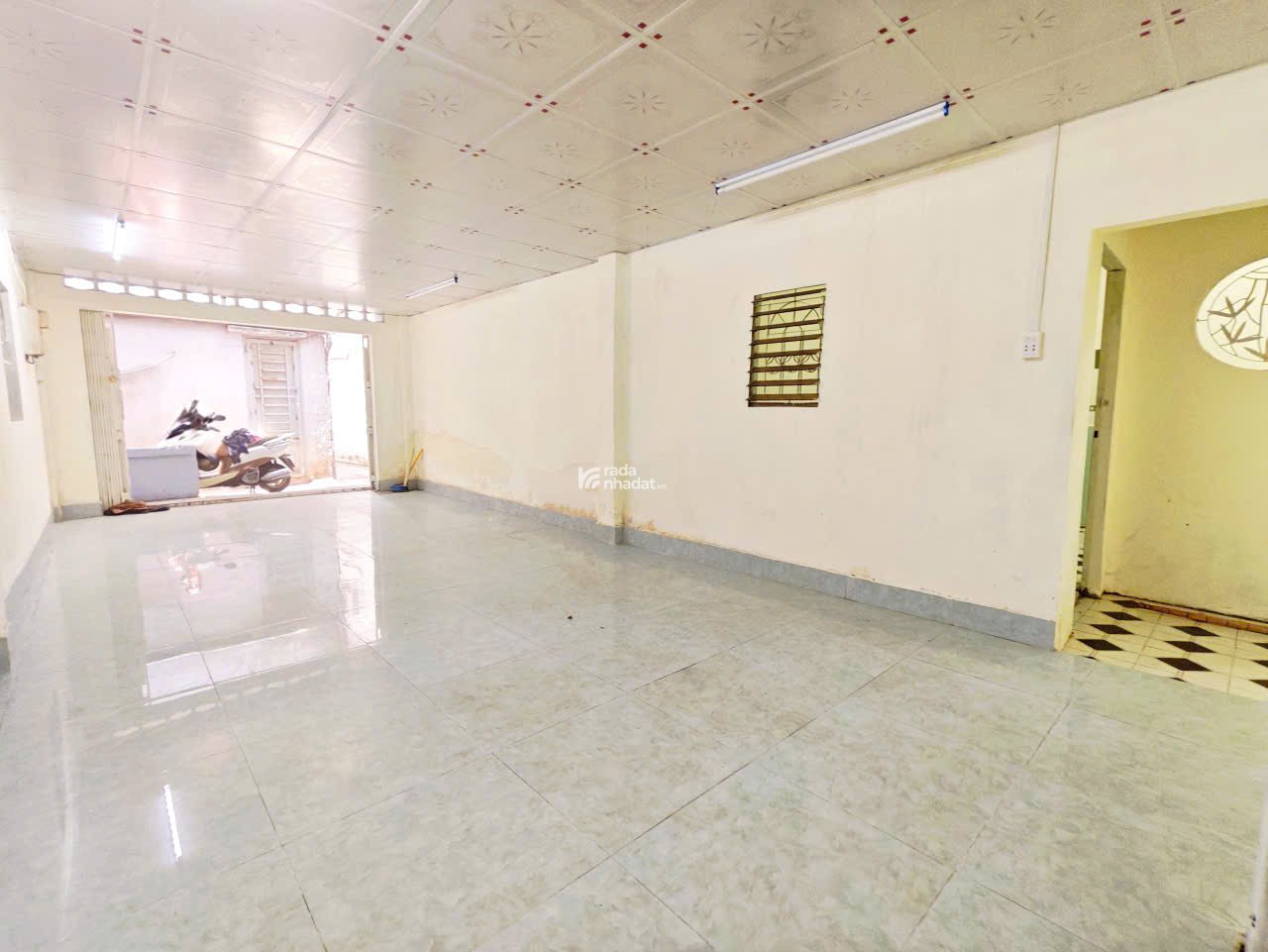 CHỦ KẸT TIỀN BÁN NHÀ THÀNH THÁI, 62M2, NỞ HẬU 8M, SÁT MẶT TIỀN, 3 TẦNG, GẦN TRƯỜNG HỌC, SIÊU THỊ