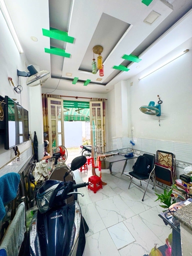 Bán nhà Lê Đình Cẩn , 3 tầng, 4 PN