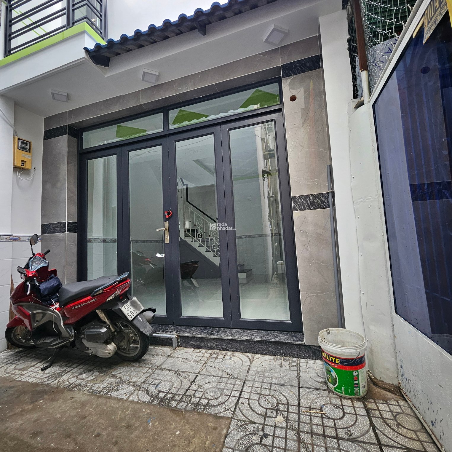 NHÀ ĐẸP 2 TẦNG BTCT FULL NỘI THẤT, NỞ HẬU SÁT HẺM XE HƠI, TRẦN XUÂN SOẠN Q7, GIÁ 3,89 TỶ