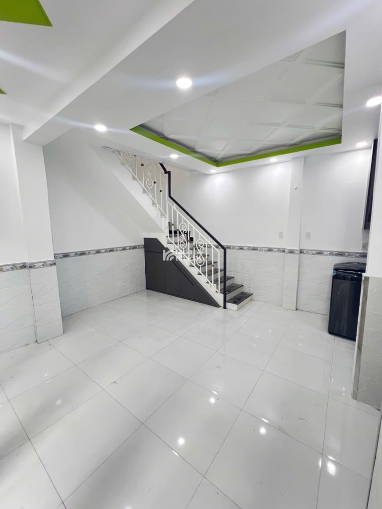 NHÀ ĐẸP 2 TẦNG BTCT FULL NỘI THẤT, NỞ HẬU SÁT HẺM XE HƠI, TRẦN XUÂN SOẠN Q7, GIÁ 3,89 TỶ