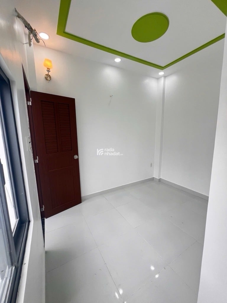 NHÀ ĐẸP 2 TẦNG BTCT FULL NỘI THẤT, NỞ HẬU SÁT HẺM XE HƠI, TRẦN XUÂN SOẠN Q7, GIÁ 3,89 TỶ