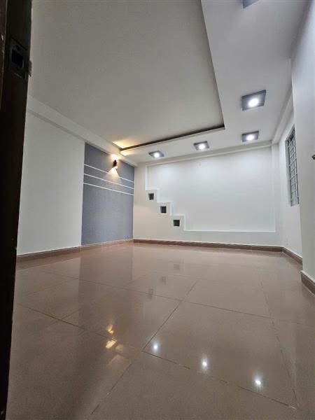 HIẾM NGAY CHỢ CÂY KEO SẦM UẤT, NGANG 5M DÀI 18M,Chu Thiên- P. Hi