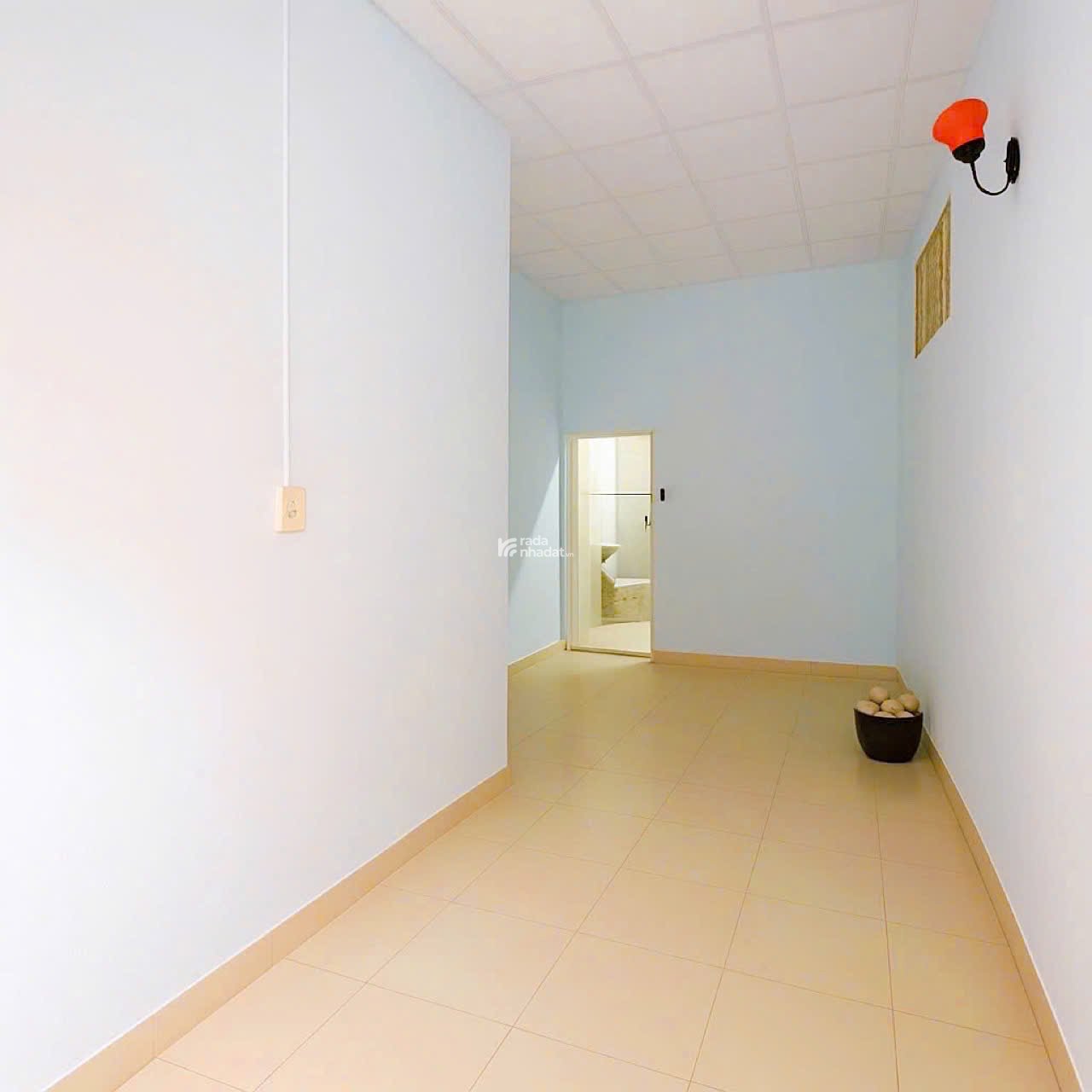 Nhà Đỗ Quang Đẩu (ngay Bùi Viện) - QUẬN 1 - 4x10 m - Cho thuê 200 tr - 4.3 tỷ