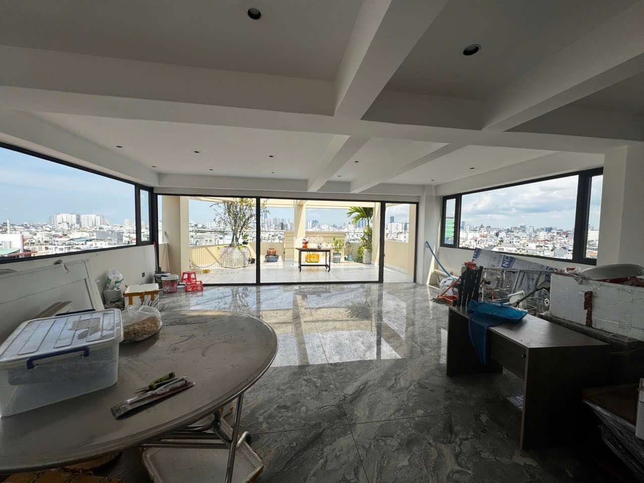 ĐỊNH CƯ GẤP BÁN NÊN GIẢM SỐC 17 TỶ - TOÀ NHÀ 3 MẶT TIỀN LÊ QUANG ĐỊNH