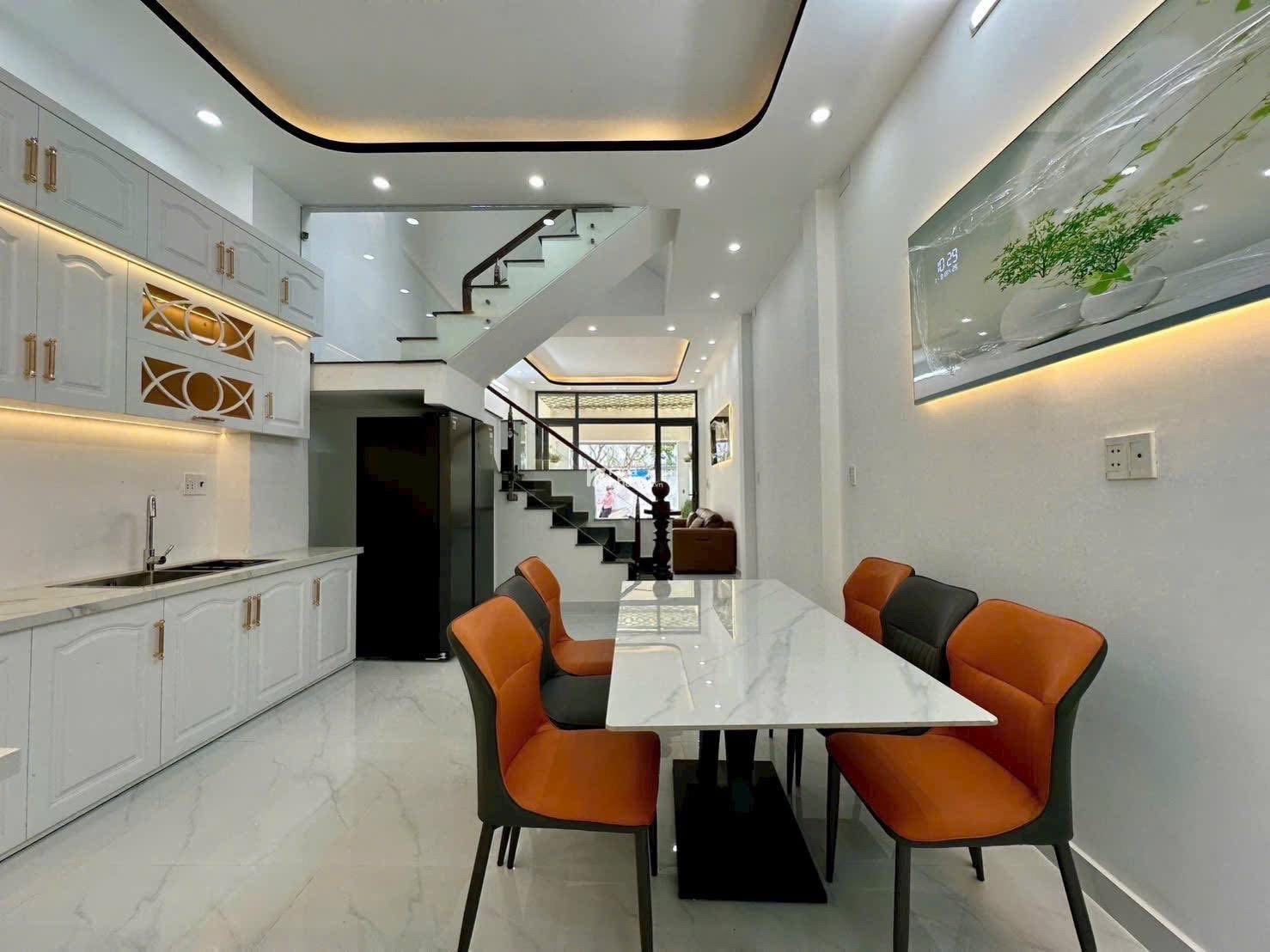 Nhà đẹp lung linh, xe hơi vô tận cửa – full nội thất - Huỳnh Tấn Phát Q7 - 7 Tỷ 49O TL