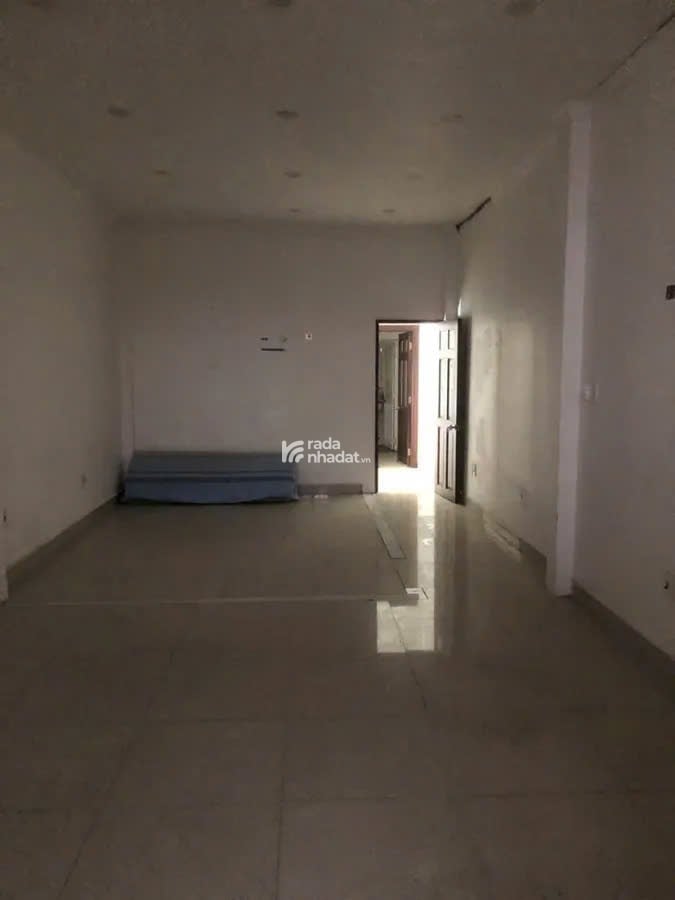 Bán nhà đẹp ở ngay HXH thông Hòa Bình, Hiệp Tân, Tân Phú chỉ nhỉnh 6 tỷ
