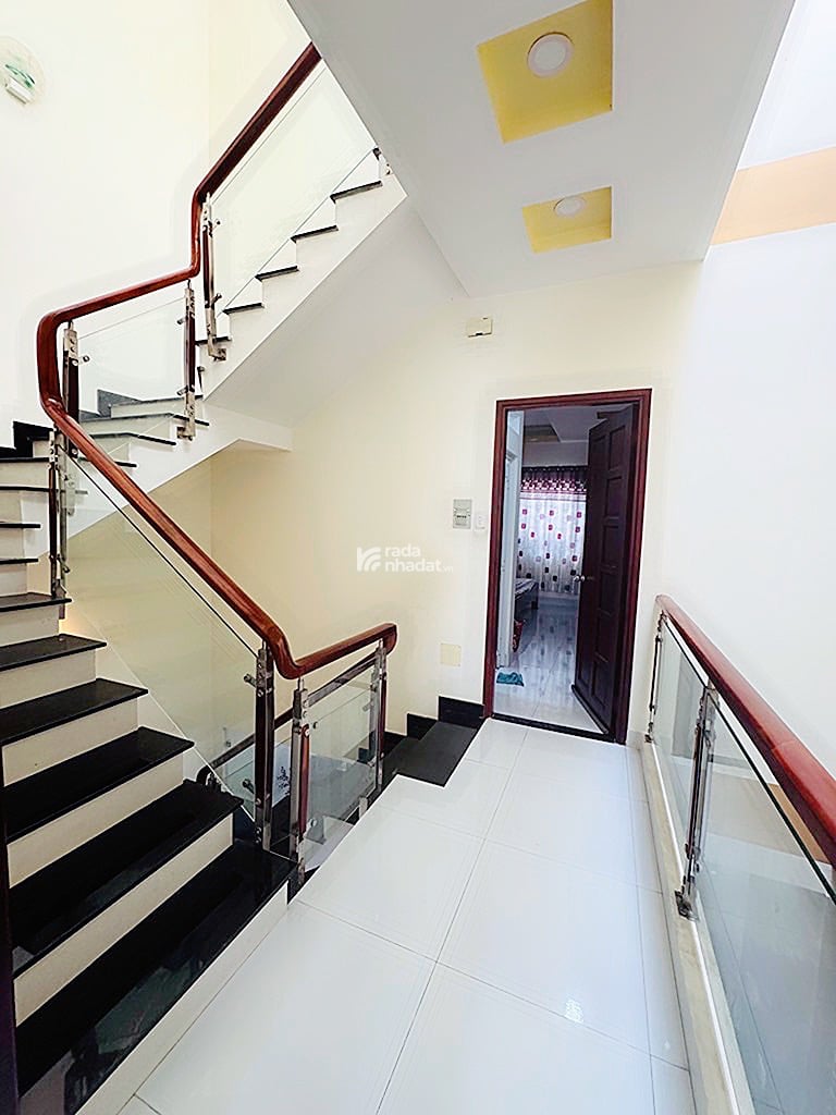 Bán nhà đường LK 4-5 bình hưng hoà B