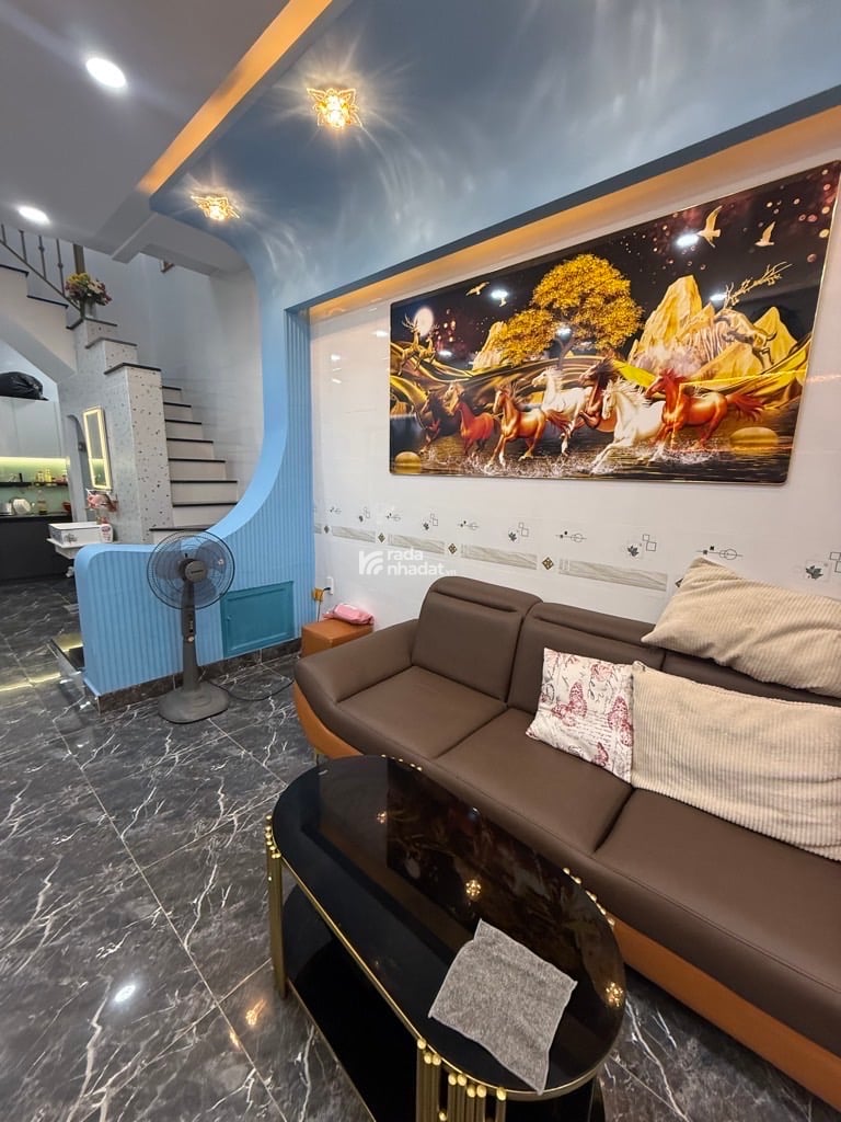 SIÊU PHẨM NHÀ ĐẸP HXH GẦN SÂN BAY, 45M2, 2 TẦNG  3PN(1PN DƯỚI ĐẤT), LÔ GÓC KHÔNG LG VÀ QH, NỞ HẬU H