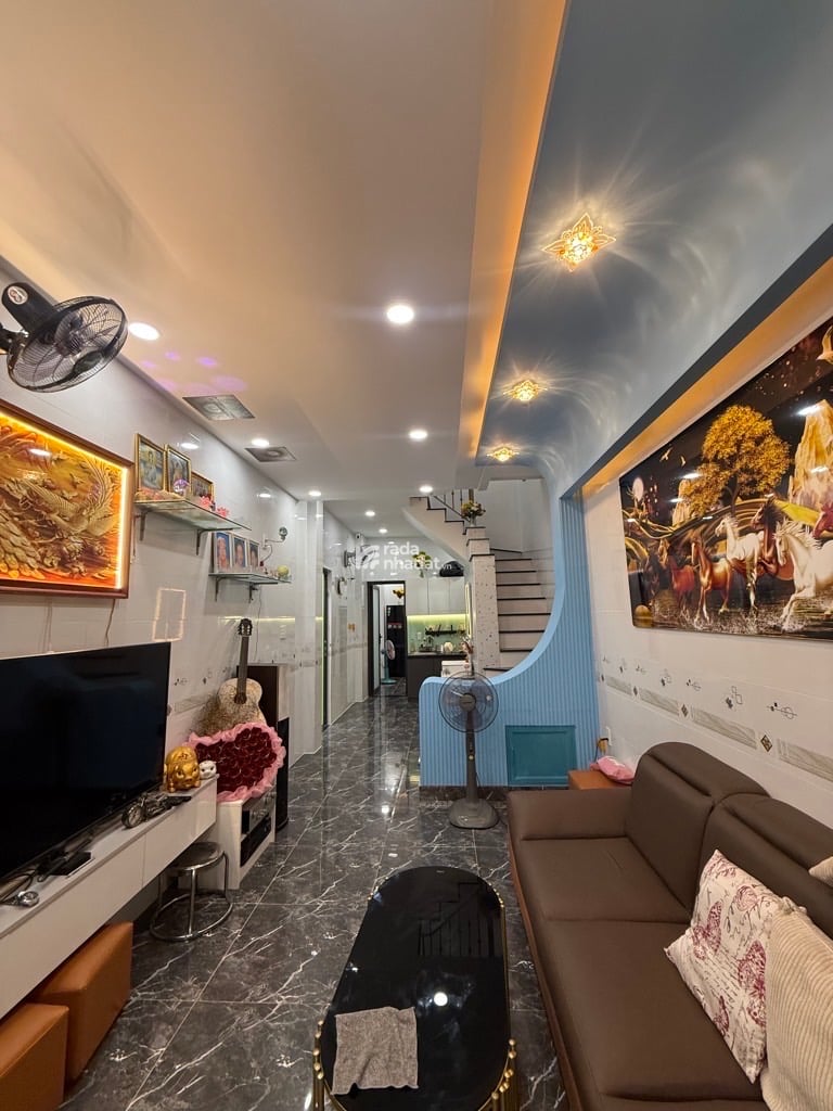 SIÊU PHẨM NHÀ ĐẸP HXH GẦN SÂN BAY, 45M2, 2 TẦNG  3PN(1PN DƯỚI ĐẤT), LÔ GÓC KHÔNG LG VÀ QH, NỞ HẬU H