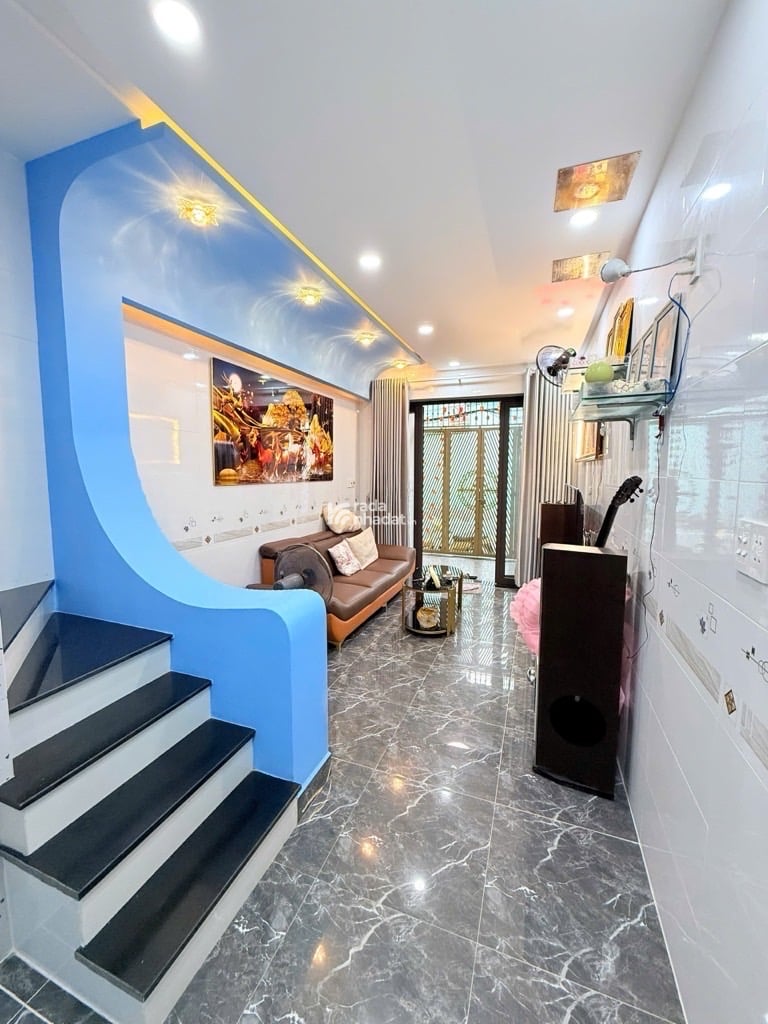 SIÊU PHẨM NHÀ ĐẸP HXH GẦN SÂN BAY, 45M2, 2 TẦNG  3PN(1PN DƯỚI ĐẤT), LÔ GÓC KHÔNG LG VÀ QH, NỞ HẬU H