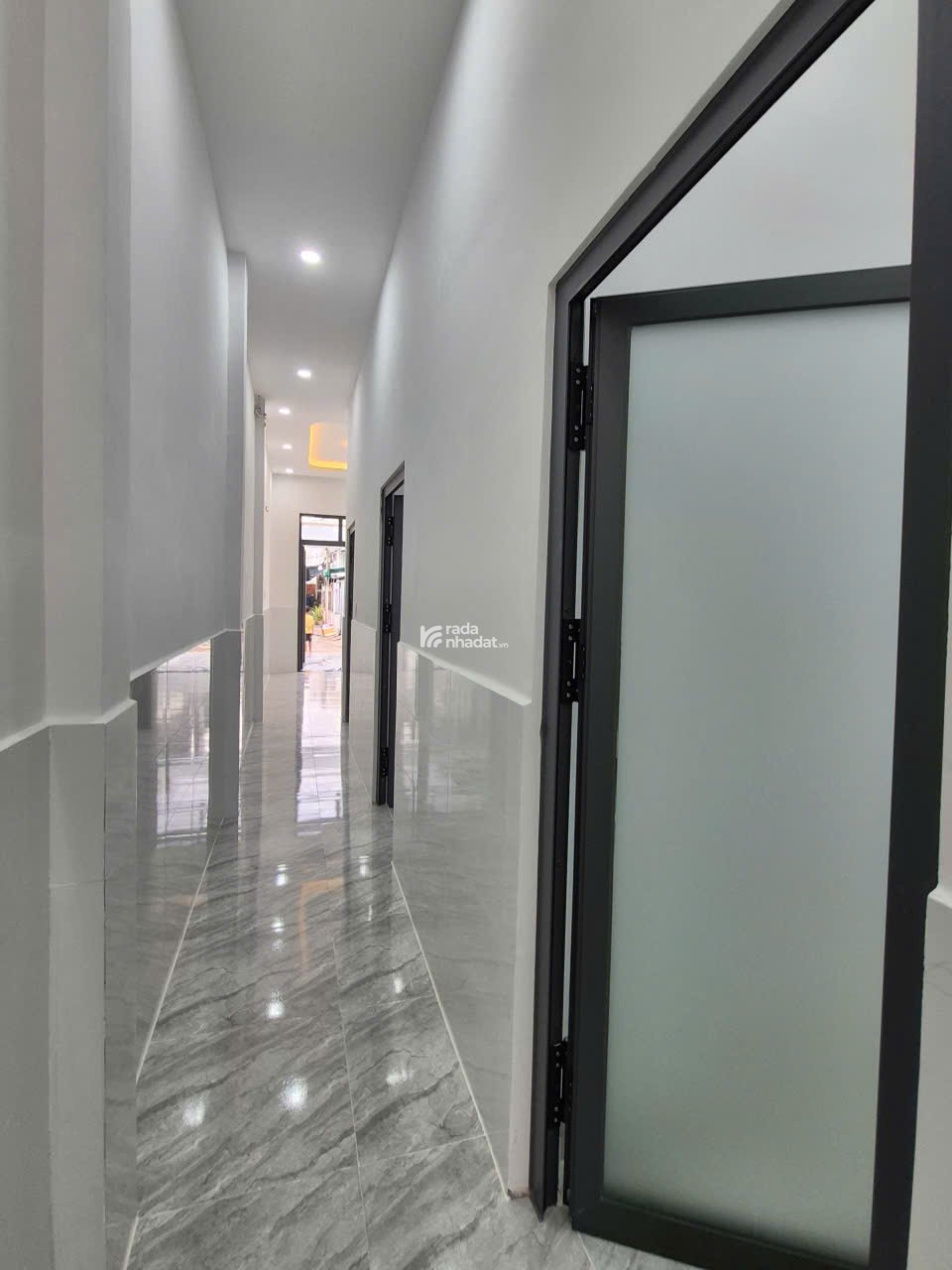 NHÀ 1/ ĐƯỜNG NGUYỄN THỊ BÚP, 4,3x21, SÂN ĐỂ XE HƠI, NGAY HIỆP THÀNH CITY