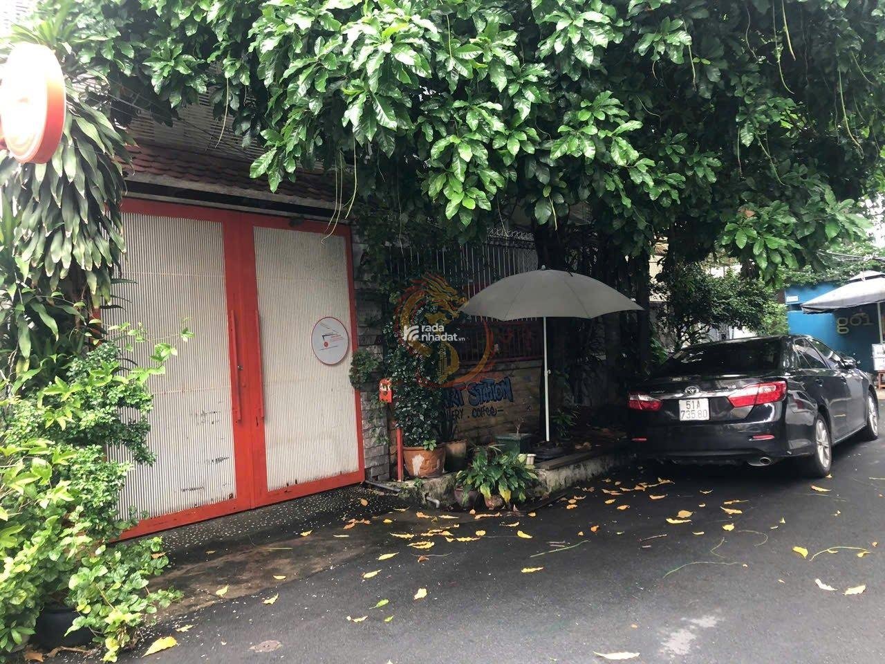 92 tỷ! Bán nhà MT Đ. Trần Hưng Đạo, Q.1  5.5x30m  GPXD hầm 12 tầng.
