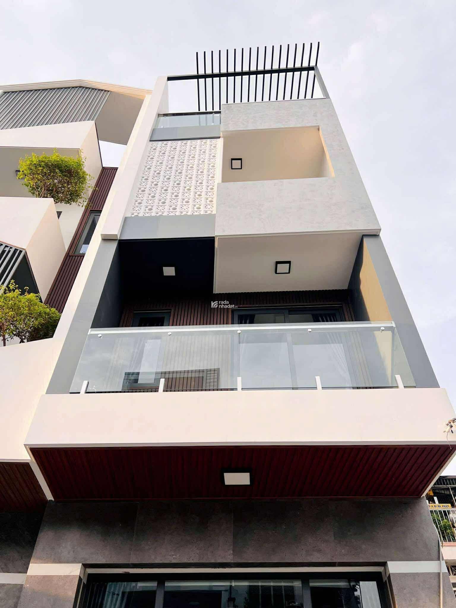 SIÊU PHẨM MTKD 4 TẦNG MỚI Ở NGAY TÂN PHÚ - NGAY TRẦN THỦ ĐỘ GIÁP KHU HỌ LÊ VÀ NGUYỄN SƠN