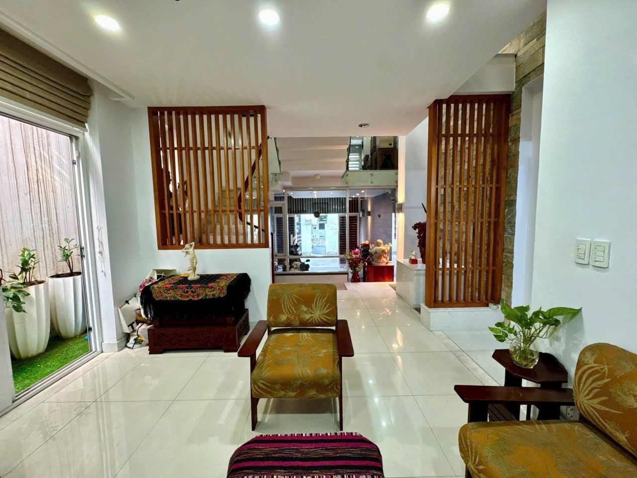 Cính chủ cần bán nhà Trần Quang Diệu, Phường 14, Quận 3, Giá 5 tỷ 850, Diện tích 72m2