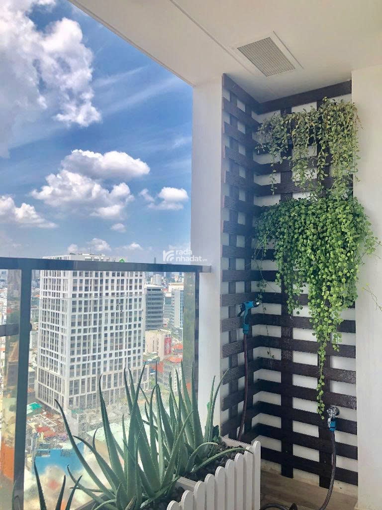 Bán căn Hộ Kingston Residence , 90m2, 2pn , 2wc Full Nt , giá 8ty7 Lh 0933481089 