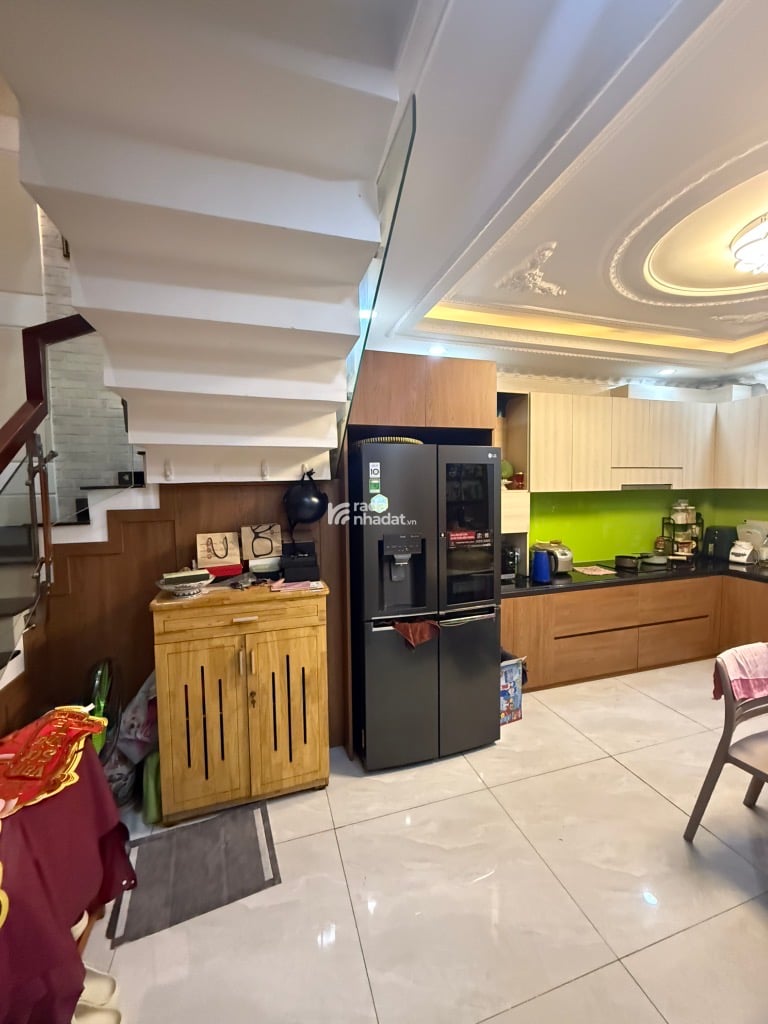 NHÀ 5 TẦNG - NGAY AEON - LÊ TRỌNG TẤN - 60M2 - XE HƠI VÀO NHÀ - 7 TỶ 4