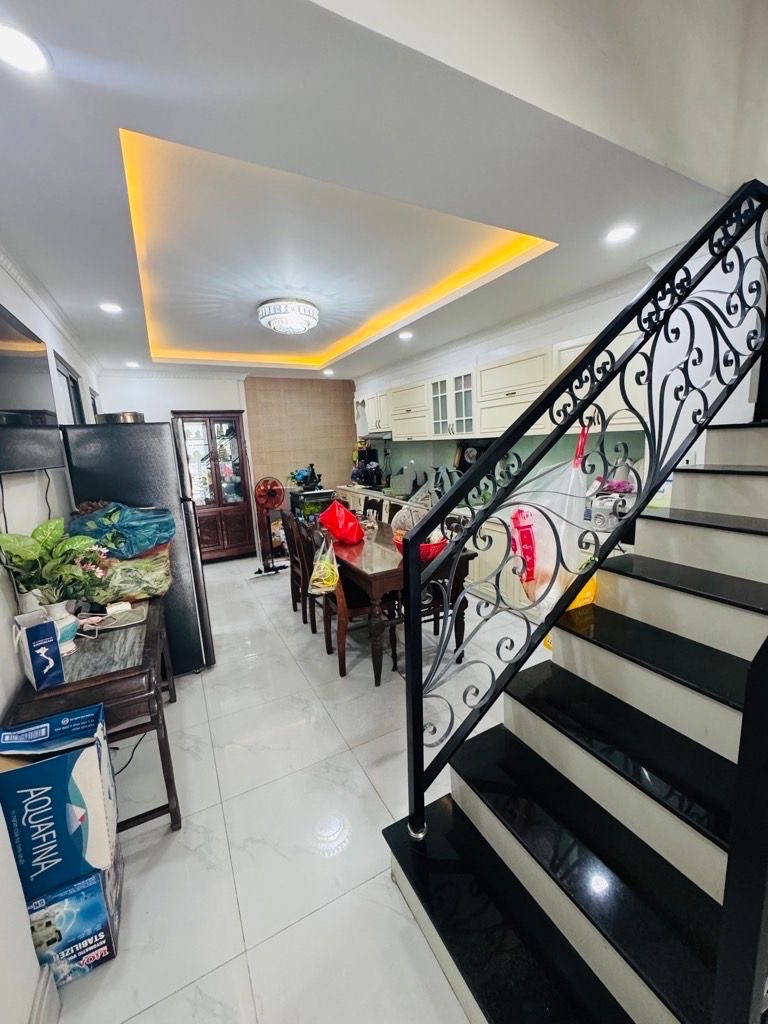 MẶT TIỀN KINH DOANH NGAY BẾN XE MIỀN TÂY - GIÁP Q6 GẦN AEON MALL TÊN LỬA - NHÀ ĐẸP 4 TẦNG ĐƯỜNG 