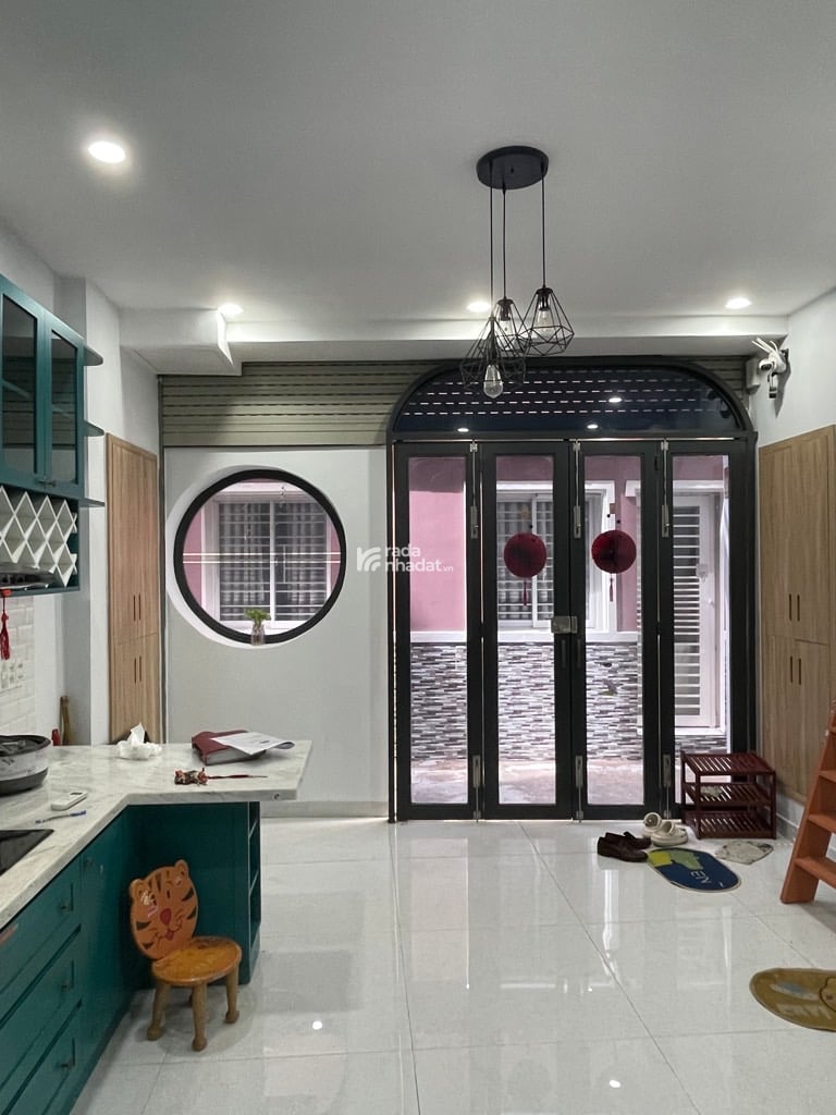 Trương Quốc Dung Phú Nhuận, 4 tầng, Khu VIP, giá chỉ 6.6 tỷ TL 