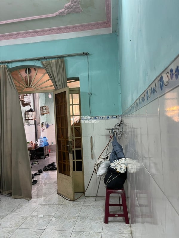 MẶT TIỀN KD CỰC ĐỈNH, NGAY NGÃ TƯ LINH XUÂN, DÒNG TIỀN 10tr/th, 4,5X31 NHỈNH 5 TỶ.