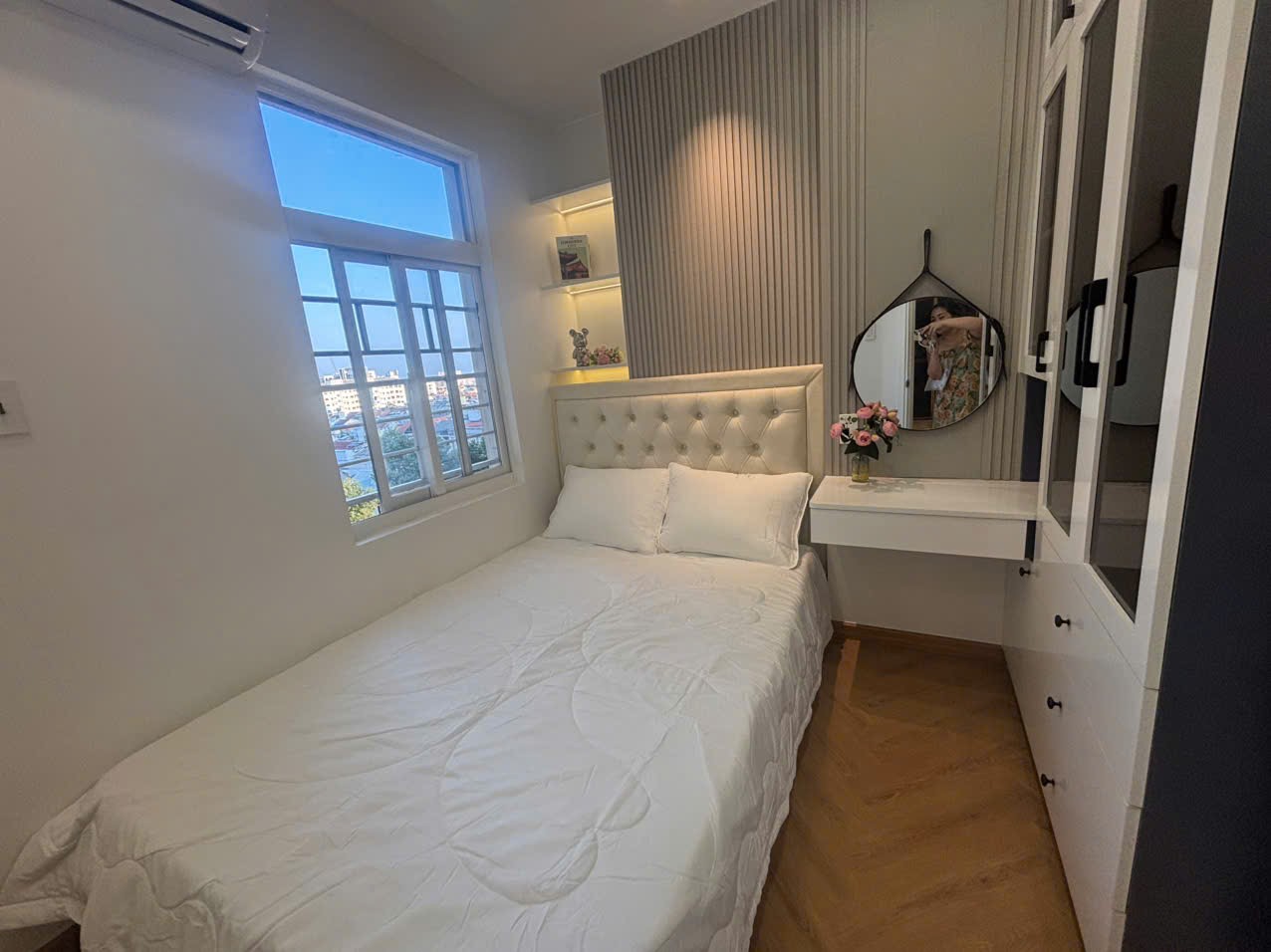 Cho thuê căn hộ giá rẻ, Sky garden 2, Phú Mỹ Hưng, Q7, 3PN nhà đẹp, giá tốt