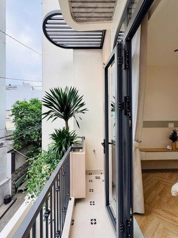 Nhà bình chánh giá rẻ, dọn vào ở ngay