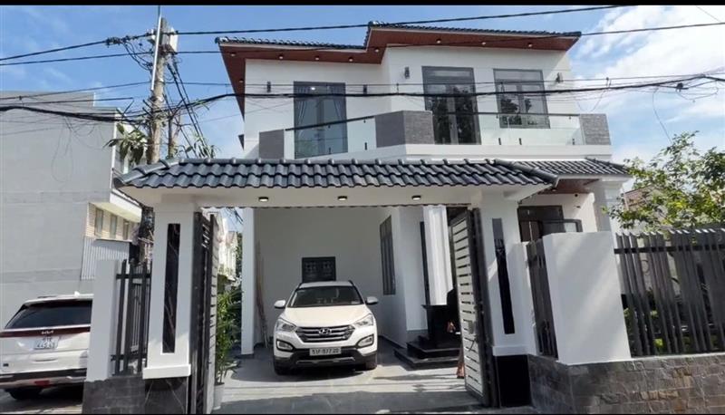  BIỆT THỰ MINI NGANG KHỦNG 10M -HÓC MÔN - CĂN GÓC - HẺM 6M FULL NỘI THẤT LUNG LINH - 6.89 TỶ