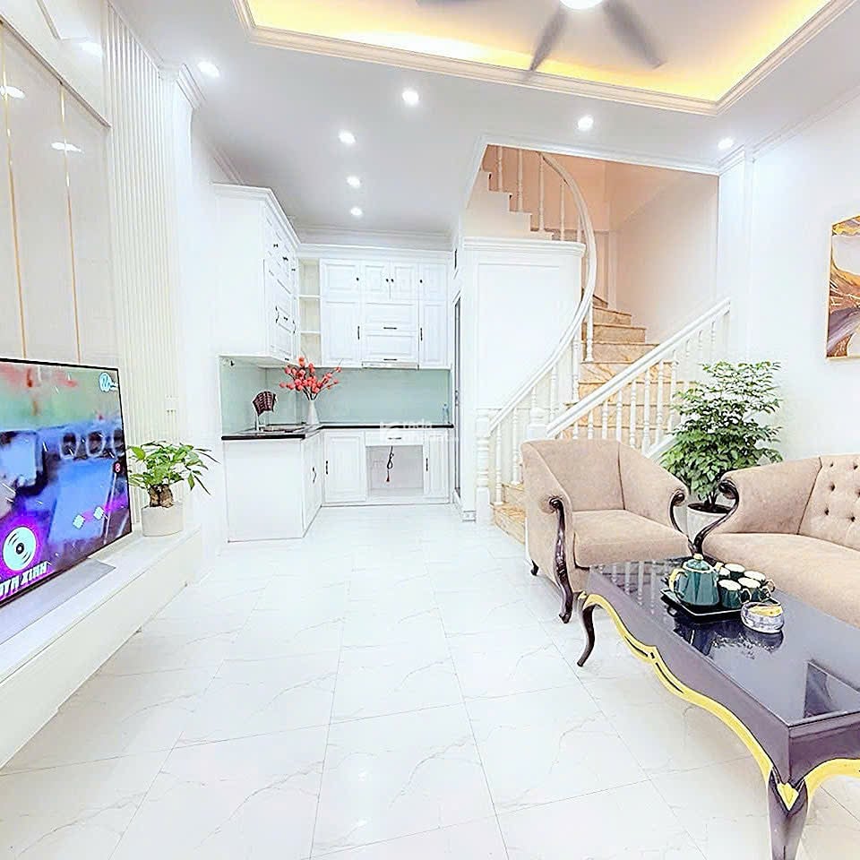 BÁN NHÀ ĐẸP HỒ VĂN CHƯƠNG 35M, NGÕ NÔNG THOÁNG, FULL NỘI THẤT, 3PN RỘNG, SỔ ĐỎ CC, Ở NGAY