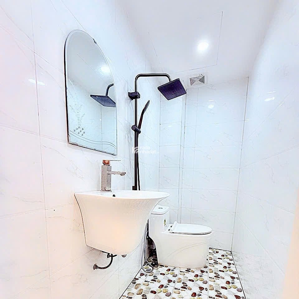 BÁN NHÀ ĐẸP HỒ VĂN CHƯƠNG 35M, NGÕ NÔNG THOÁNG, FULL NỘI THẤT, 3PN RỘNG, SỔ ĐỎ CC, Ở NGAY
