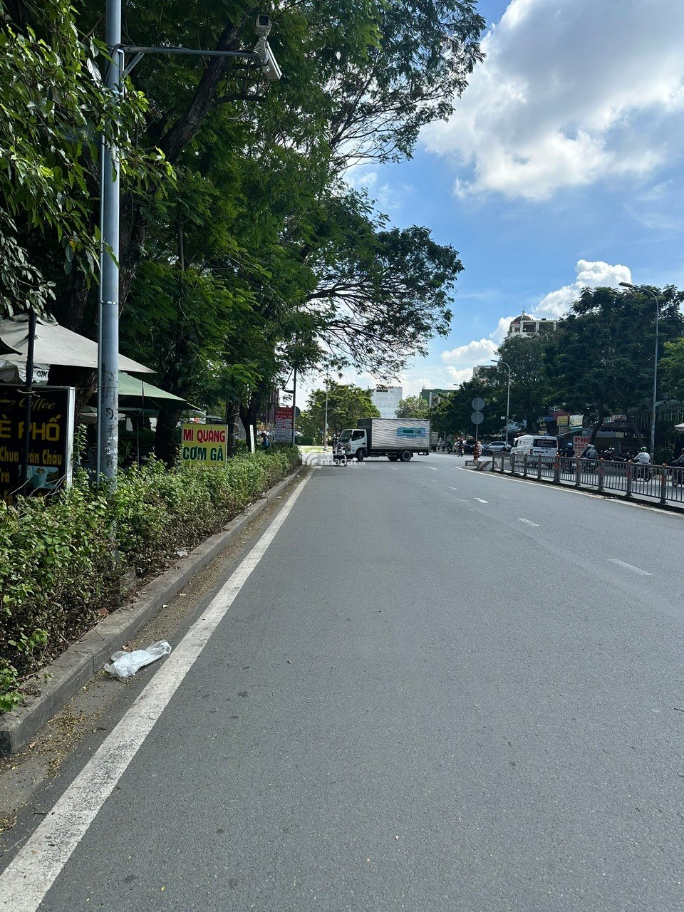 26.5 tỷ . VỊ TRÍ ĐẮT ĐỊA , NHÀ 4 TẦNG MT THẠCH LAM Q. TÂN PHÚ . 6.2m x 19m 