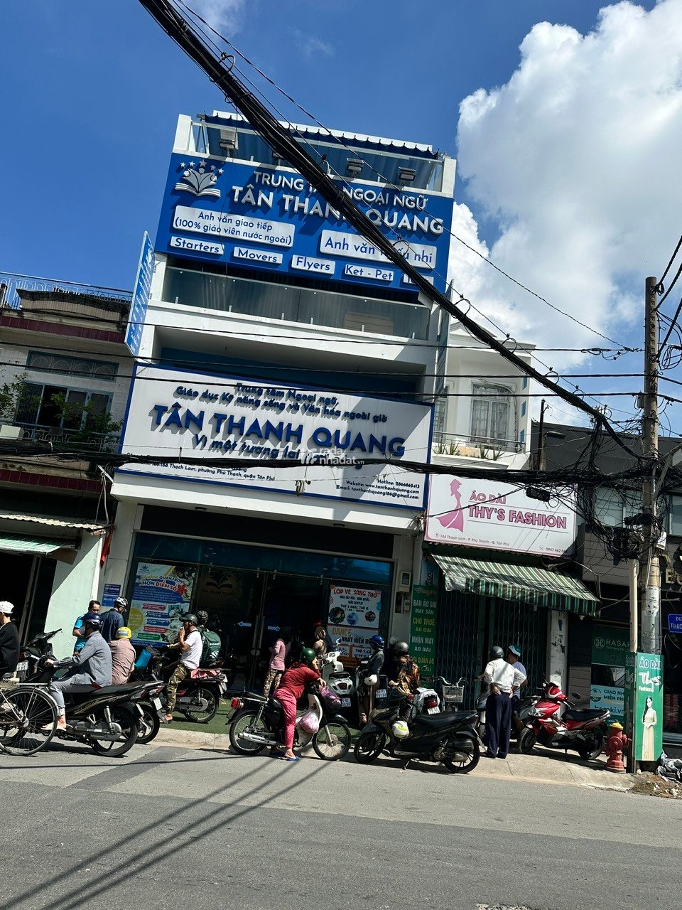 26.5 tỷ . VỊ TRÍ ĐẮT ĐỊA , NHÀ 4 TẦNG MT THẠCH LAM Q. TÂN PHÚ . 6.2m x 19m 