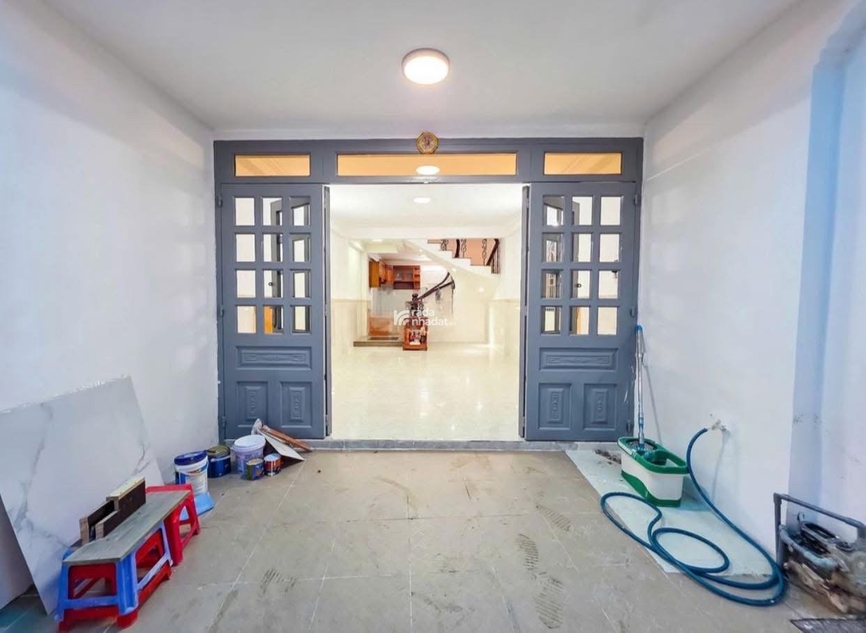 Bán Nhà Nguyễn Văn Quỳ – 1 Trệt 2 Lầu – 4PN – Hẻm Xe Hơi Đỗ Cửa – 7,980 Tỷ