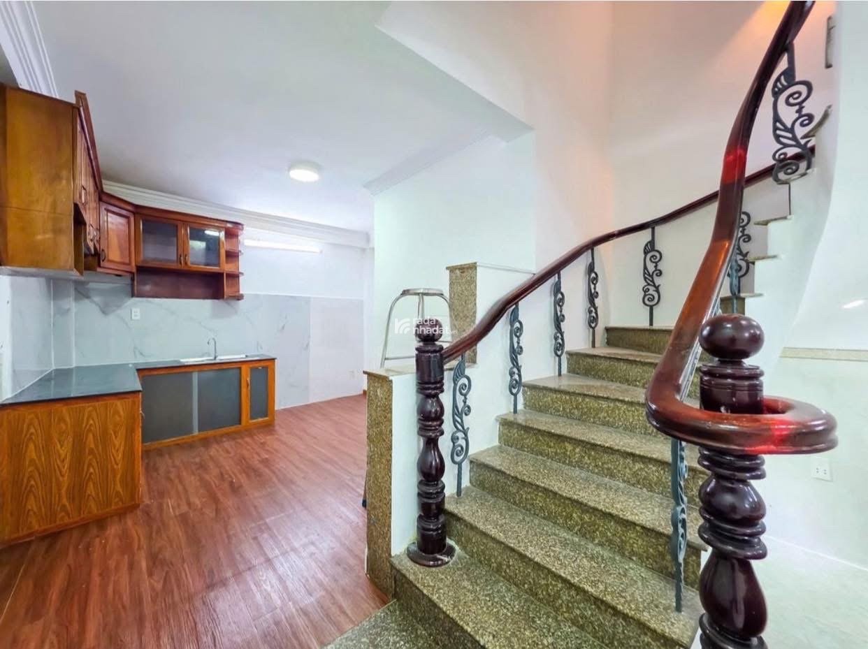 Bán Nhà Nguyễn Văn Quỳ – 1 Trệt 2 Lầu – 4PN – Hẻm Xe Hơi Đỗ Cửa – 7,980 Tỷ