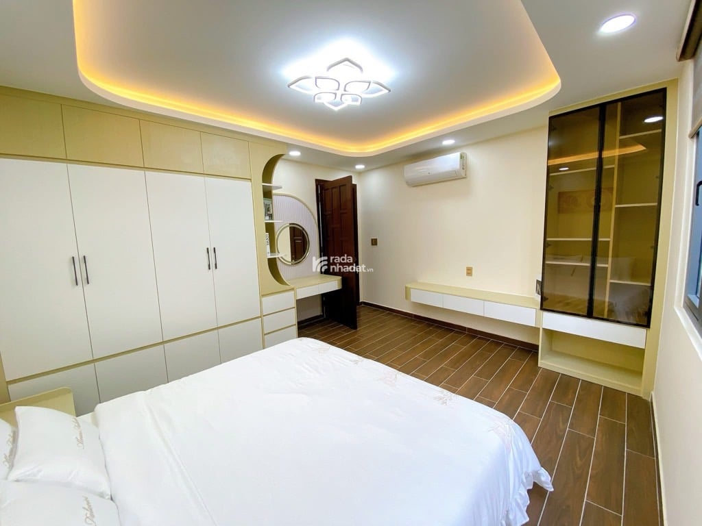 NGAY SÂN BAY TSN - DTSD 164M2 - 3 BƯỚC RA MẶT TIỀN  LÊ VĂN SỸ - VÒNG XOAY LĂNG CHA CẢ