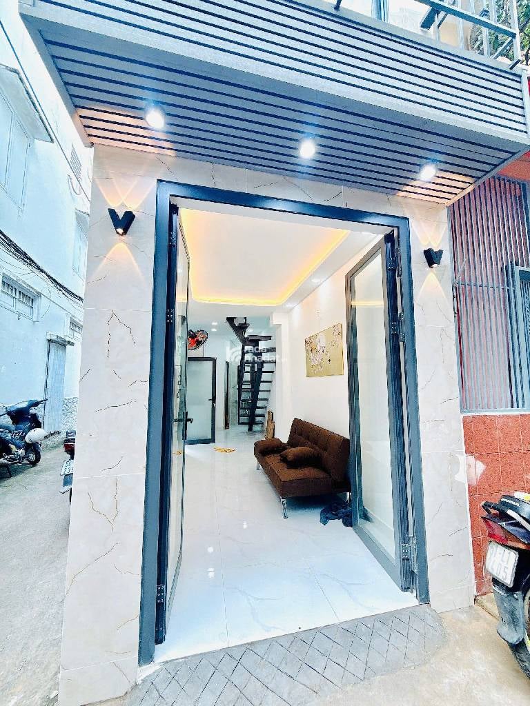 BÁN NHÀ HẺM NGUYỄN THỊ TẦN, P2, QUẬN 8, 20M2
