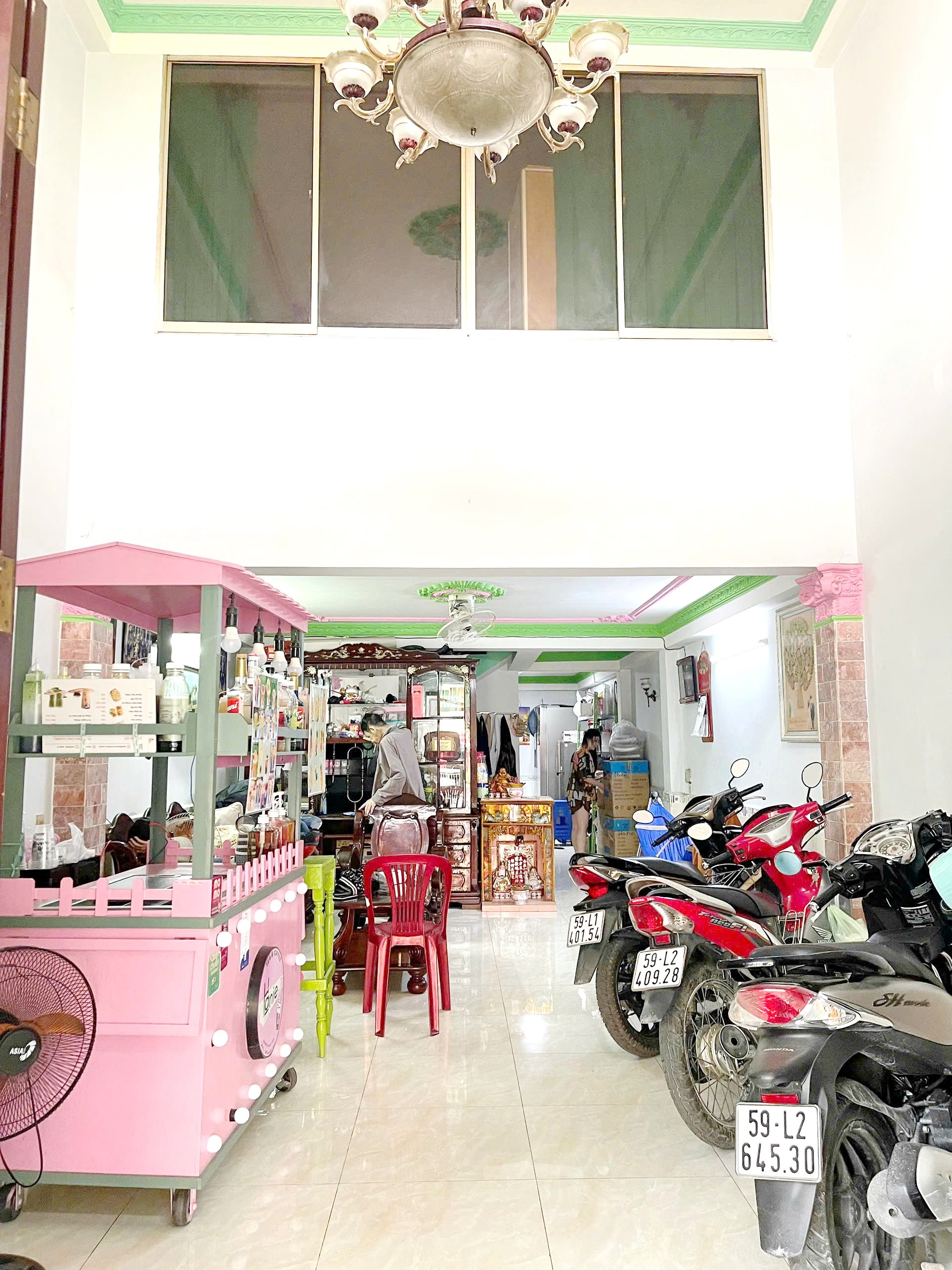 Bán nhà 2 lầu mặt tiền KD đường Bông Sao P.Bình Đông Quận 8