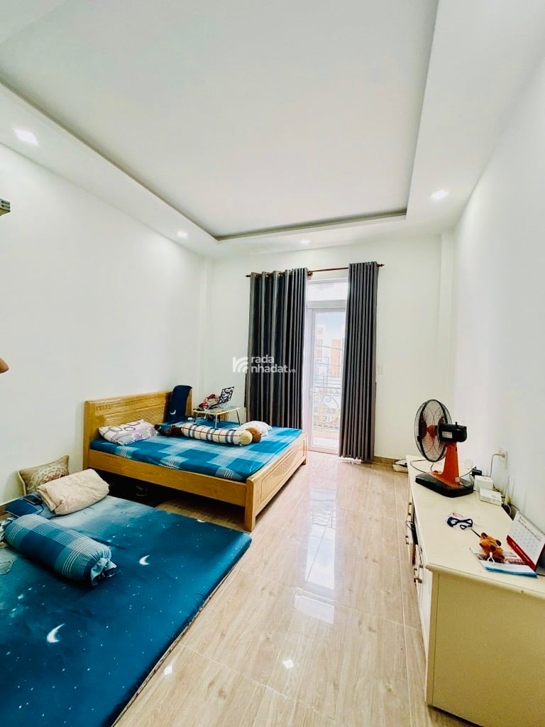 NHÀ ĐẸP 4 TẦNG  HXH GẦN CHỢ TÂN HƯƠNG  ĐI BỘ RA CÔNG VIÊN  KHU VIP TÂN PHÚ CHỈ 6.X TỶ