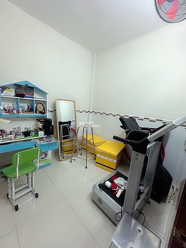 Bán nhà  gần kênh nước đen bình hưng hoà a