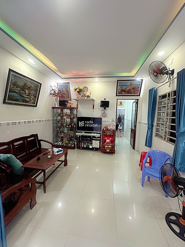 Bán nhà  gần kênh nước đen bình hưng hoà a