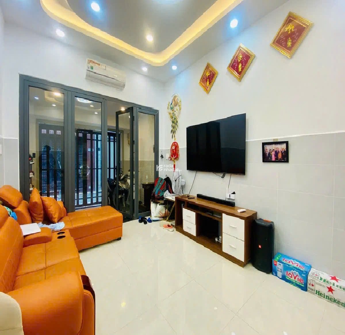 NHÀ MỚI, 4 TẦNG, HXH, HUỲNH VĂN BÁNH, QUẬN PHÚ NHUẬN, SỔ VUÔNG 127 m2, 9.5 TỶ