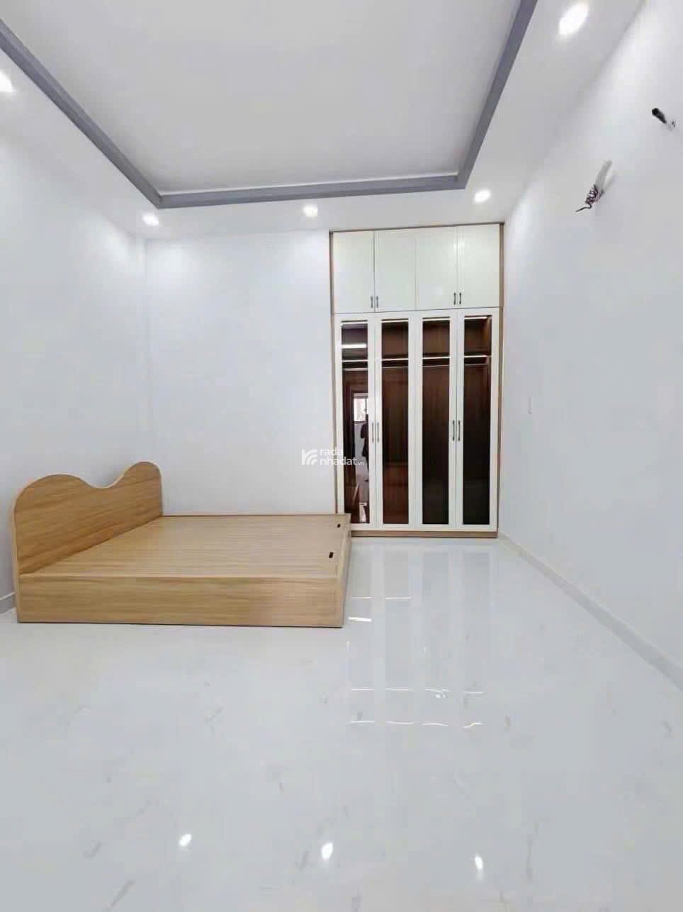 SIU PHẨM NHÀ ĐẸPPP GIÁ RẺ 3TỶ690 ở Q3, Hẻm oto, nhà mới full nội thất, SHR, ALO NGAY!!!