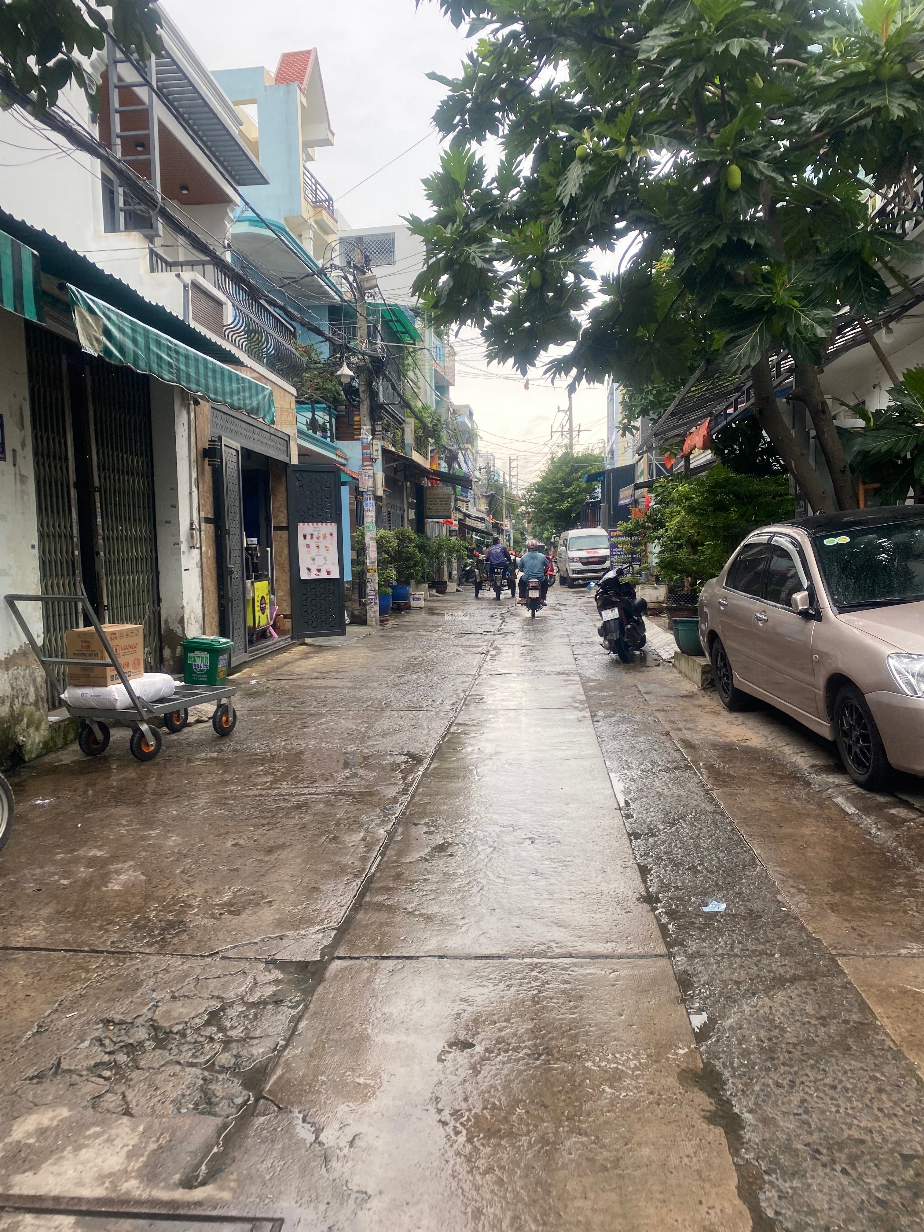 SIÊU PHẨM GÓC 2 MẶT TIỀN NGAY MÃ LÒ - LÊ VĂN QUỚI - NHÀ ĐẸP 56M - 5 TẦNG - 6PN - DÒNG T.IỀN 15TR 