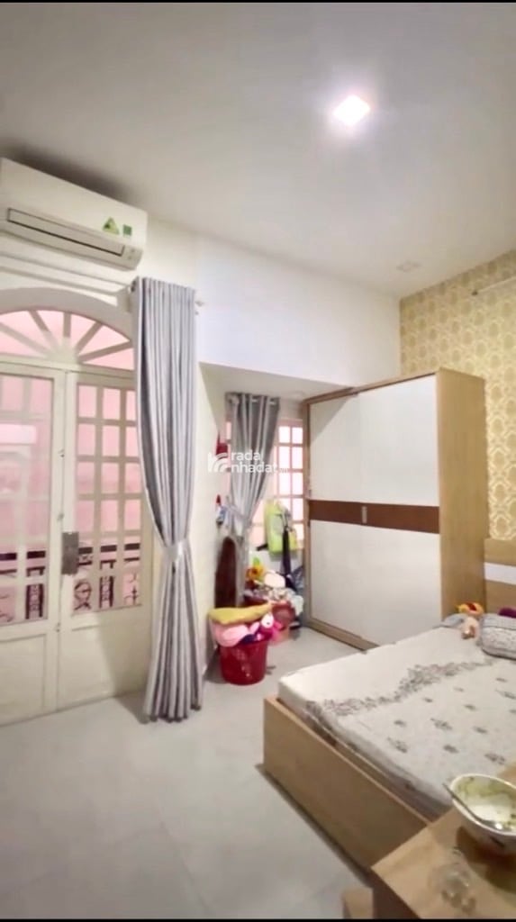 KHU HIẾM NHÀ BÁN- Ô TÔ 7 chỗ đổ cổng - 50m2 - 4 Tầng -  Dân trí cao -Phan văn Trị - Mai Xuân Thưởng