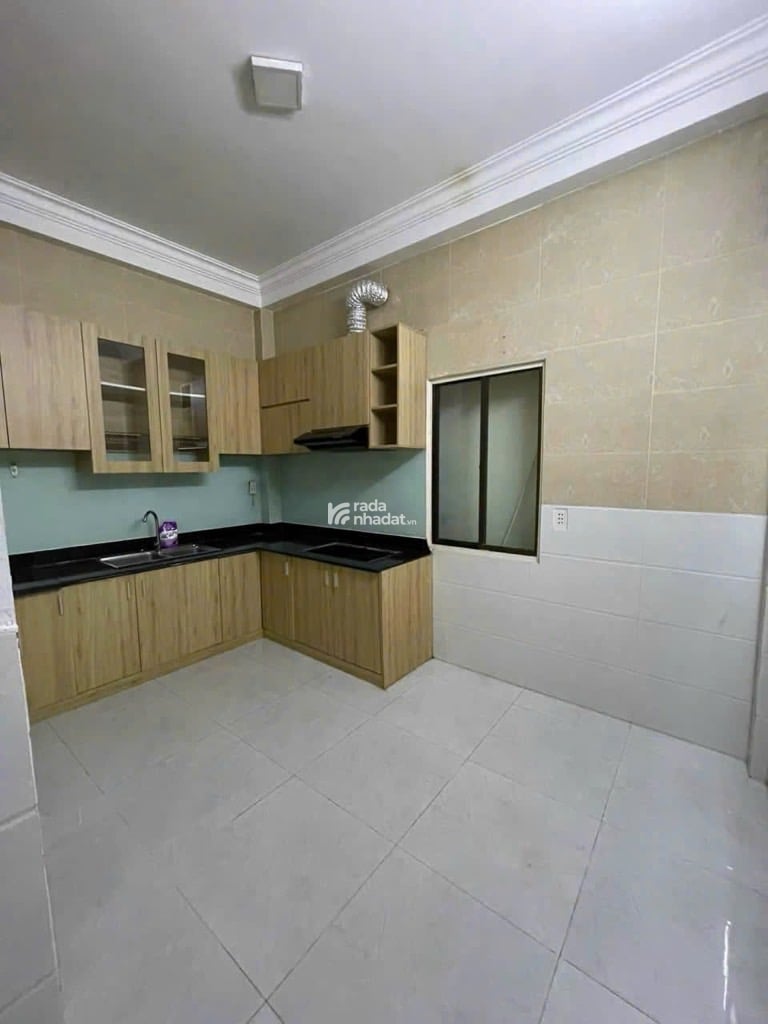 KHU HIẾM NHÀ BÁN- Ô TÔ 7 chỗ đổ cổng - 50m2 - 4 Tầng -  Dân trí cao -Phan văn Trị - Mai Xuân Thưởng