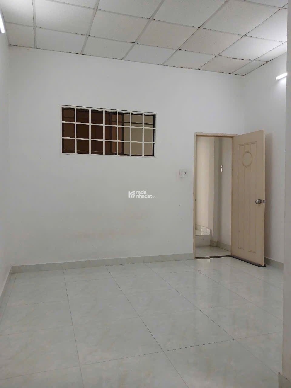 Bán nhà gấp đường Dương Thiệu Tước, DT 4mx13m, 1 lửng, (cách ST Aeon Tân Phú 300m), giá 5.35 tỷ TL