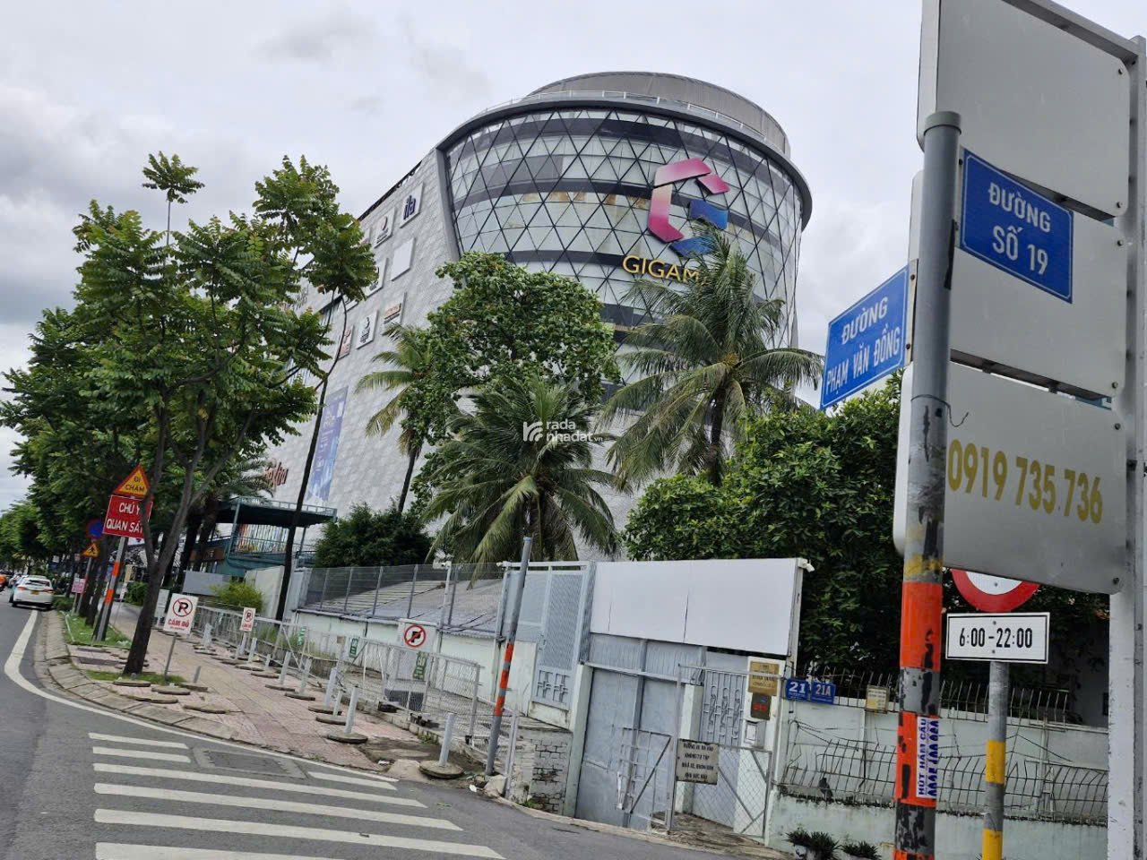Tòa nhà văn phòng mặt tiền Phạm Văn Đồng  Cạnh Gigamall  Thủ Đức  6 tầng 9x34m Giá 60 Tỷ 